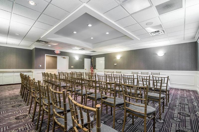 Park Manor Hotel Clifton Park Exterior photo The ballroom at the Hilton Garden Inn